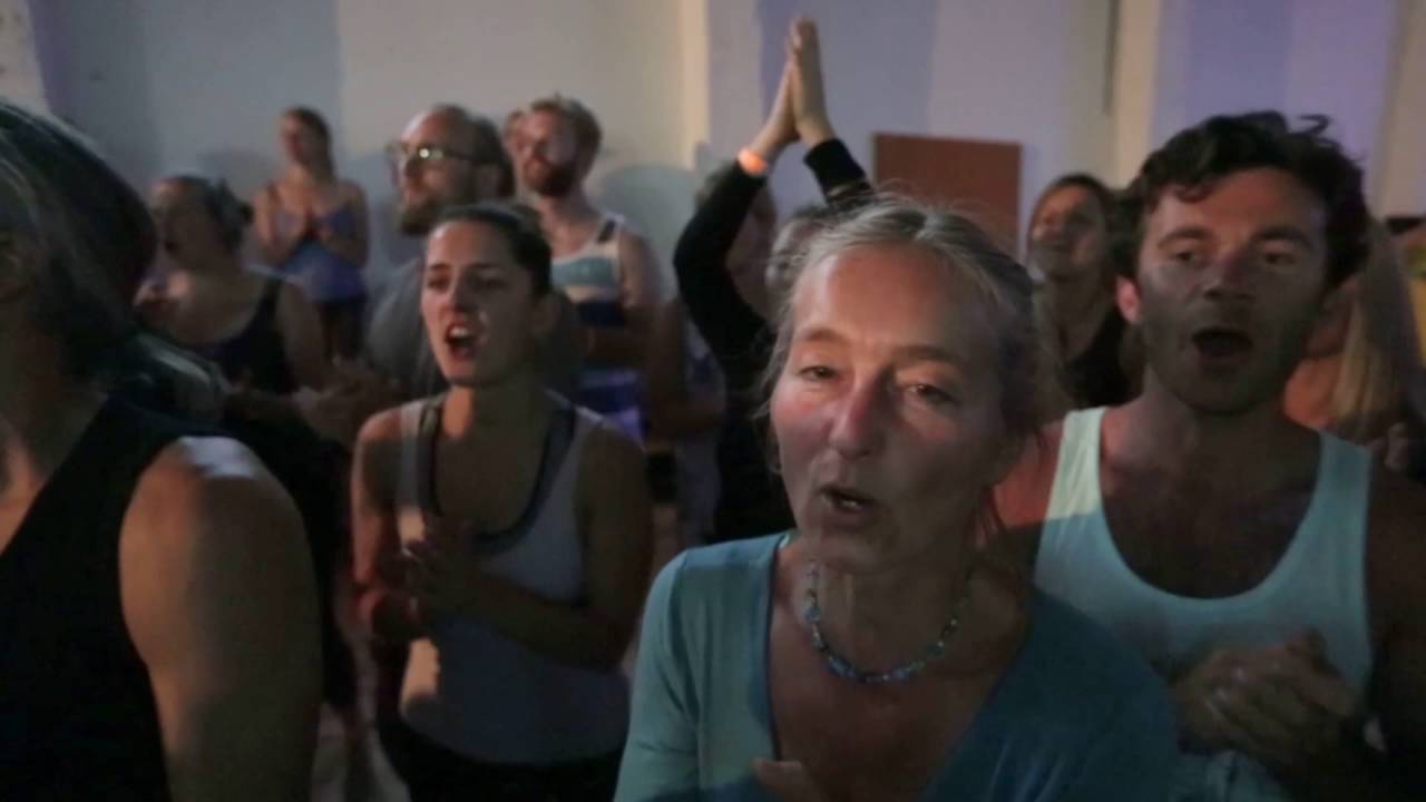 BODY BHAJAN - Pascal de Lacaze