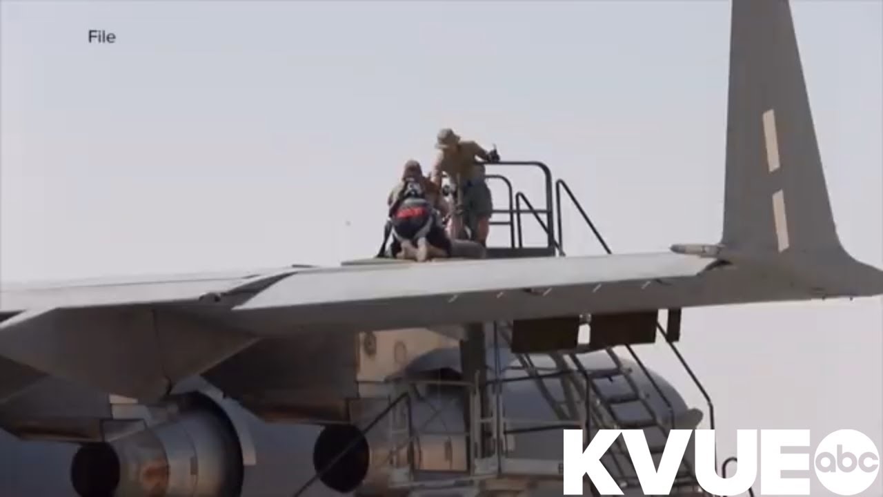 Iran shuts down commercial flights as more than 2,600 killed in protests