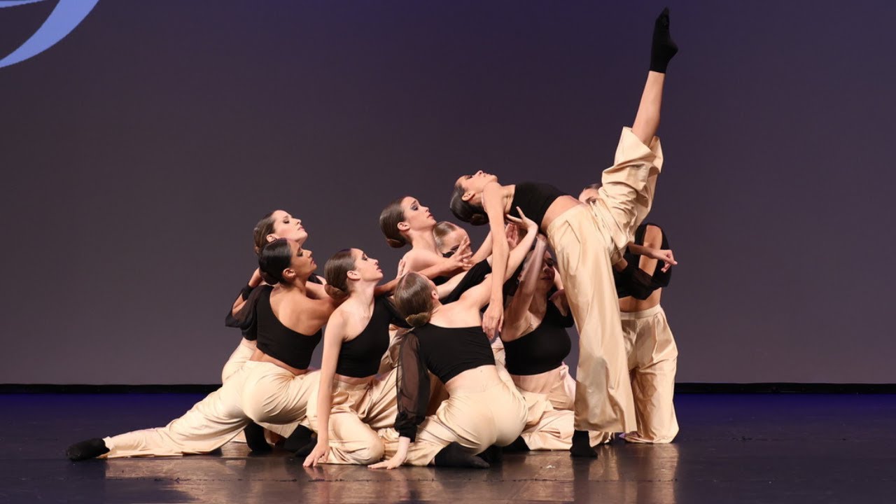Falling - Junior Lyrical Dance - Escuela de Danza Stardanze