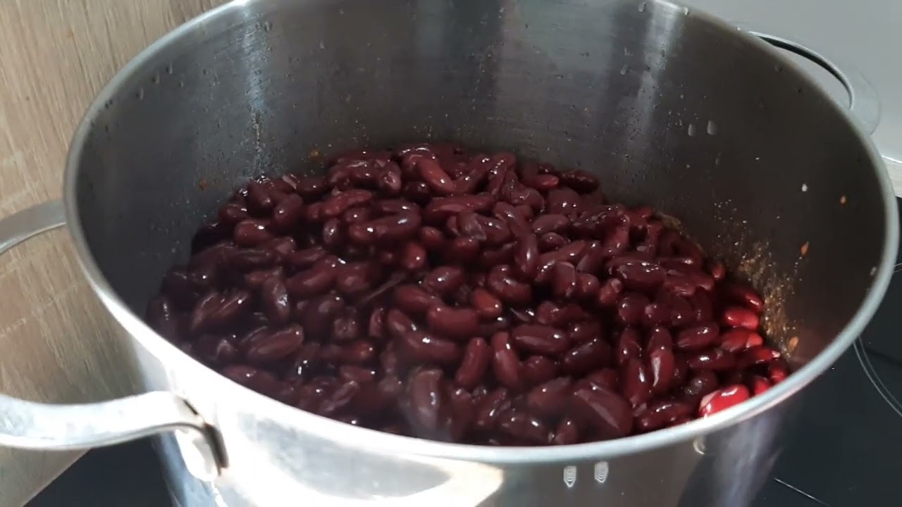 POMMES DE TERRE SAUTEES AVEC LE HARICOT (Martine Ottou officiel)