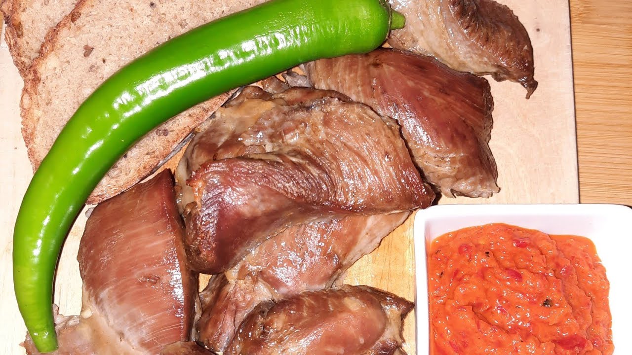 Как приготовить мясо индейки. Жареная ножка индейки, вкусное мясо, сочное лакомство.