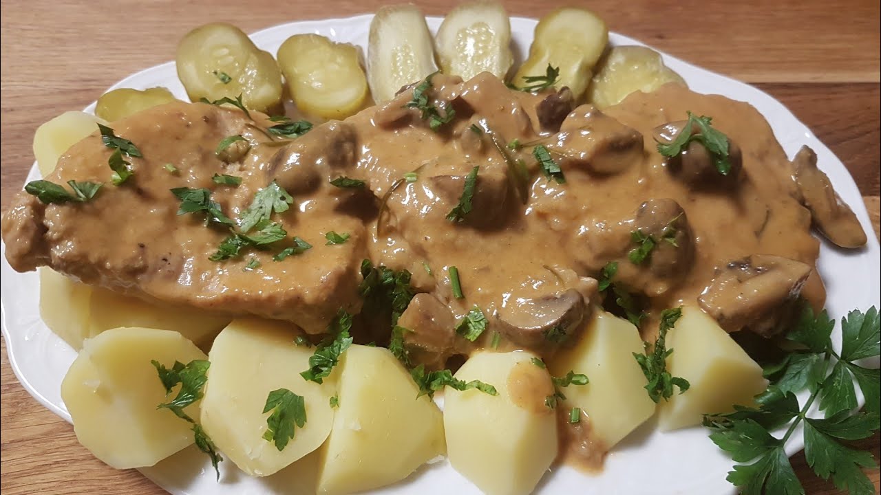Pomysł na obiad - SOCZYSTY SCHAB w sosie pieczarkowym przepyszny