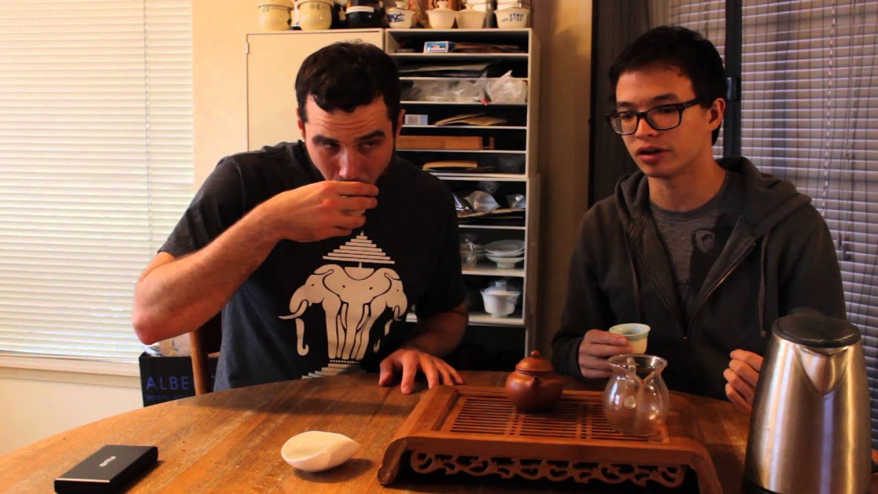 Nanjian's 2011 Organic Mushroom Ripe Pu'erh via Yunnan Sourcing [Episode 94]