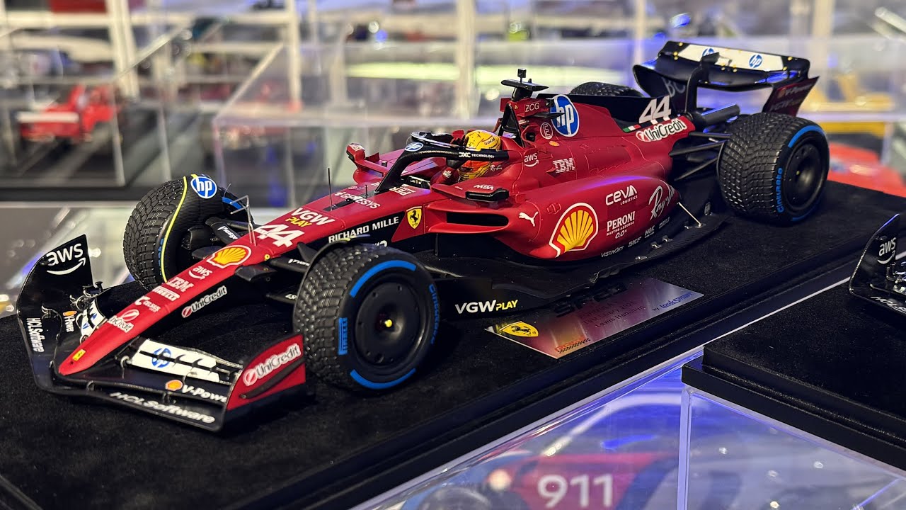 La prima FERRARI F1 di Lewis HAMILTON è bellissima