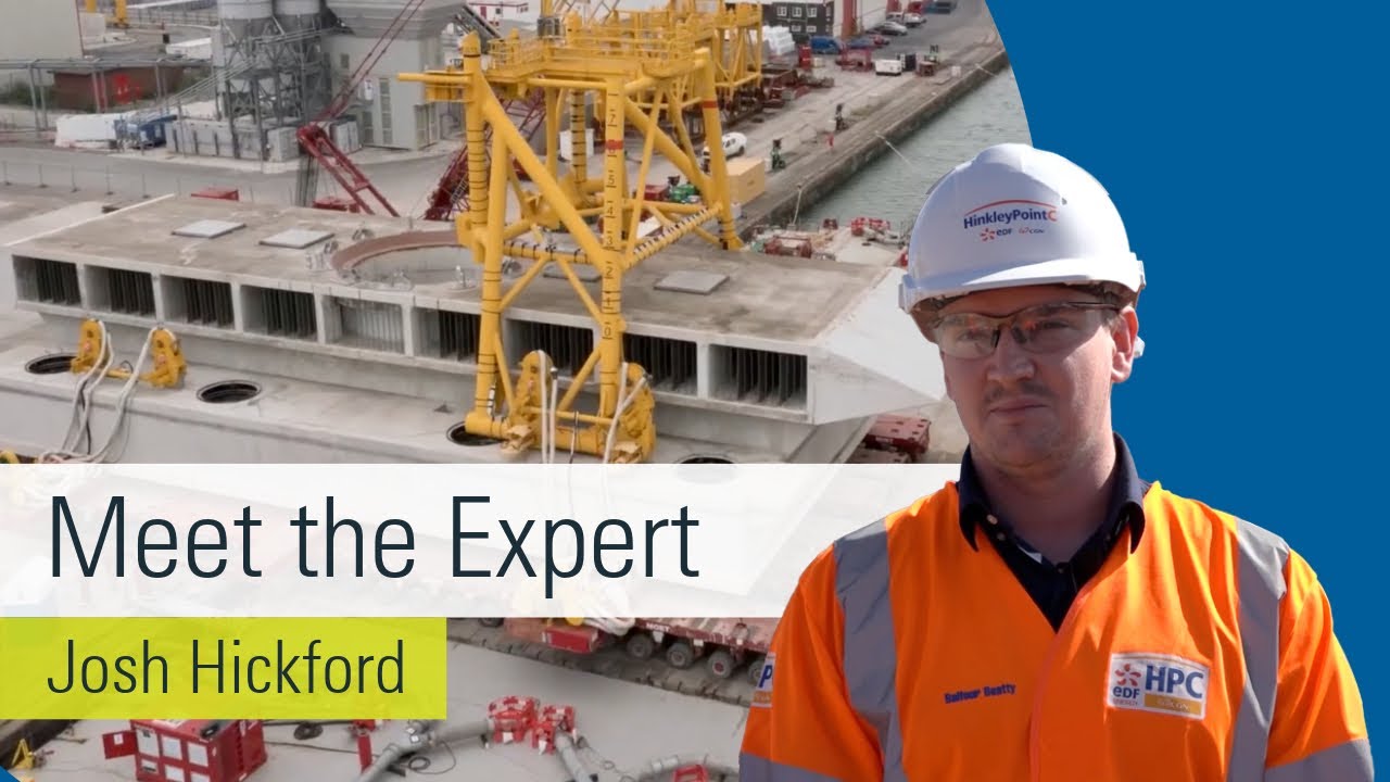 Safely loading out the intake head for Hinkley Point C