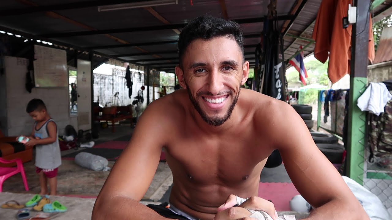 LE QUOTIDIEN DANS UN CAMP THAI #1 MORAD TEAM NASSRK LYON (PATTAYA)