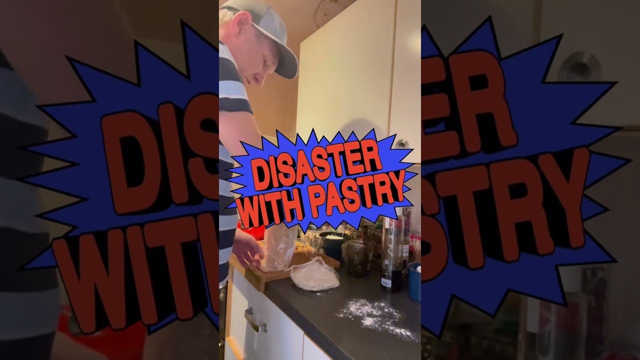 HOMEMADE CHICKEN & MUSHROOM PIES & PASTRY #chickenpierecipe#homemade#puffpastry#pies#easyrecipe 