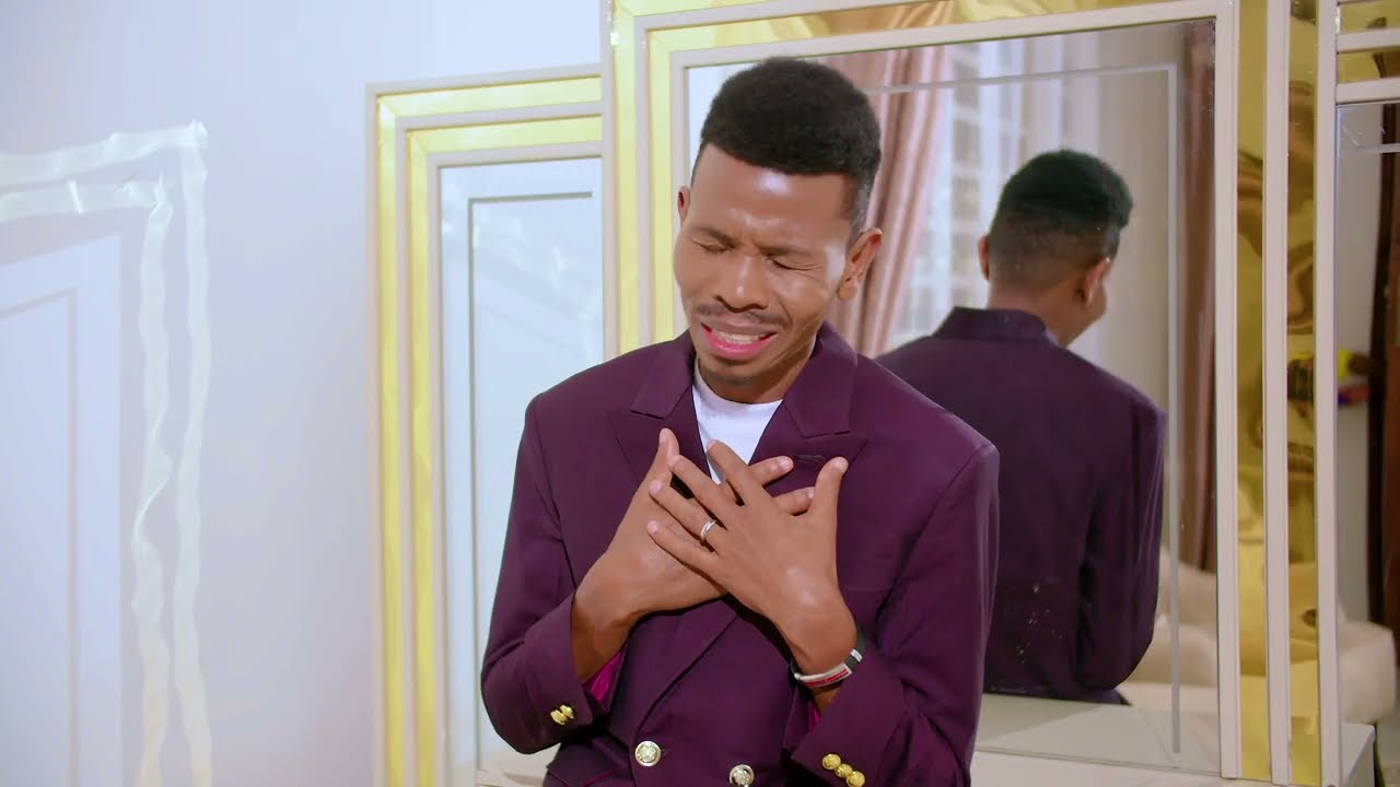VAIE TAKU - MOSES MUSYOKA (OFFICIAL VIDEO)