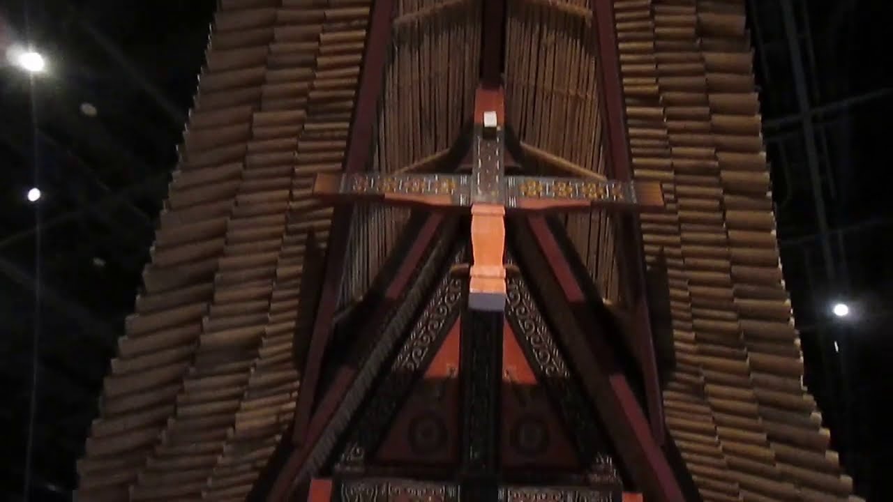 【インドネシア】トラジャの穀倉 Grain storehouse, Toraja, INDONESIA