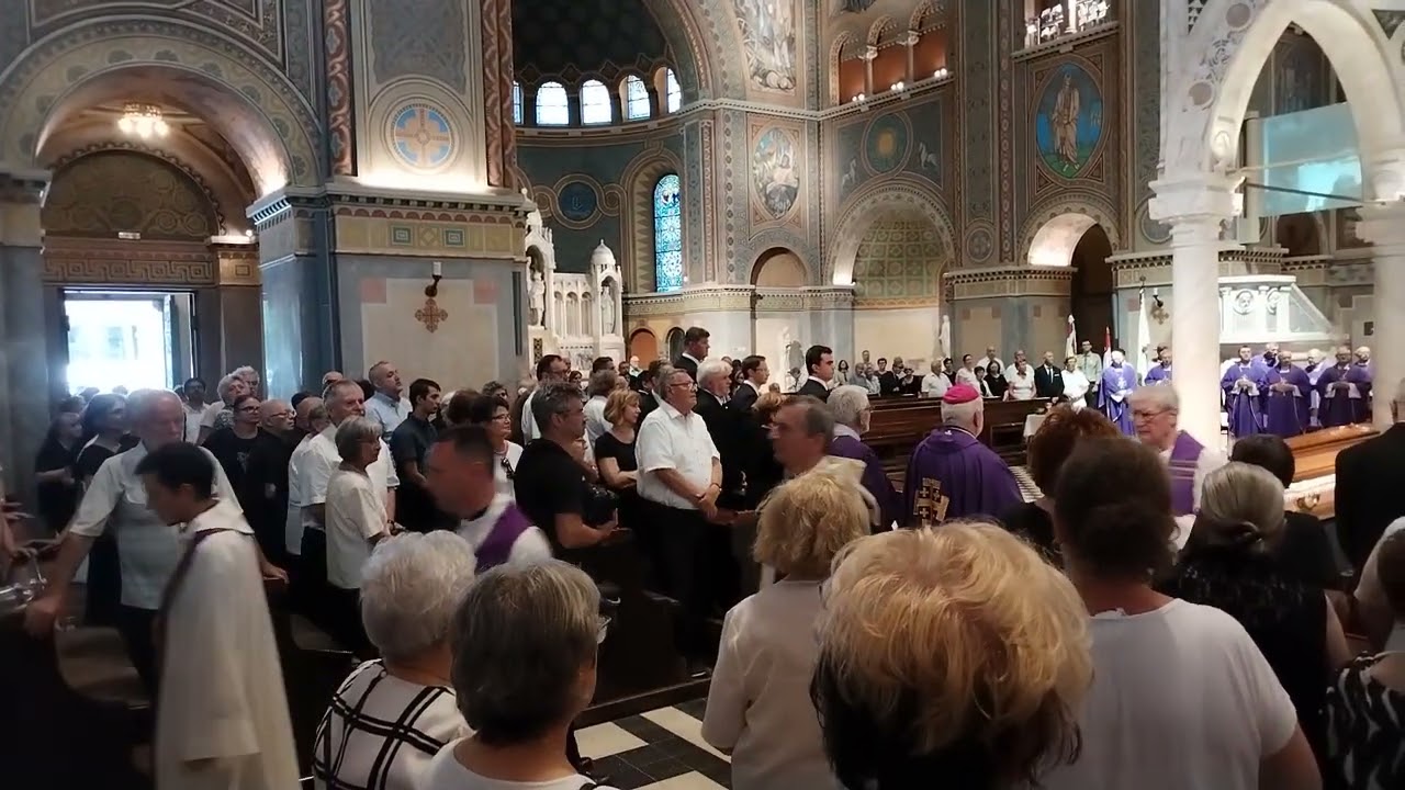 DR. GYULAY ENDRE BÚCSÚZTATÁSA - kivonulás | Szeged, dóm, 2024.08.12.