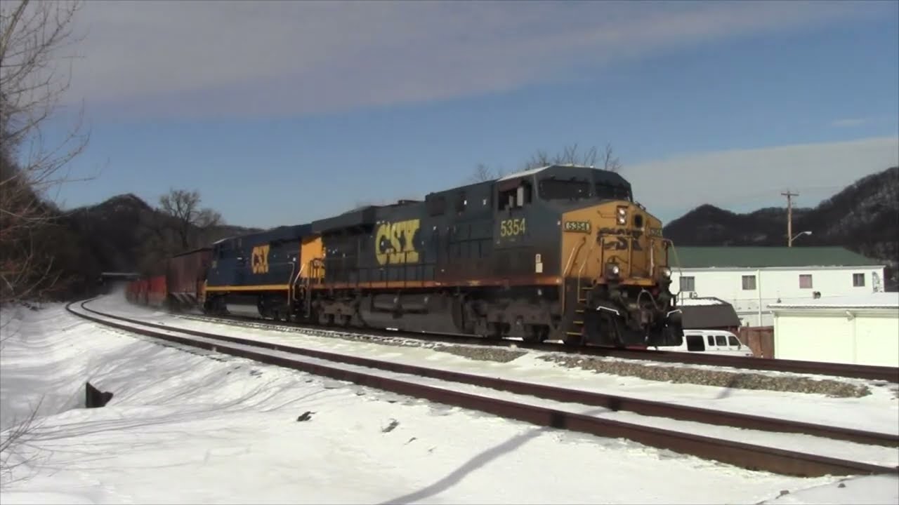 Frost on the Main Line: Amtrak & Freight in the Snow!