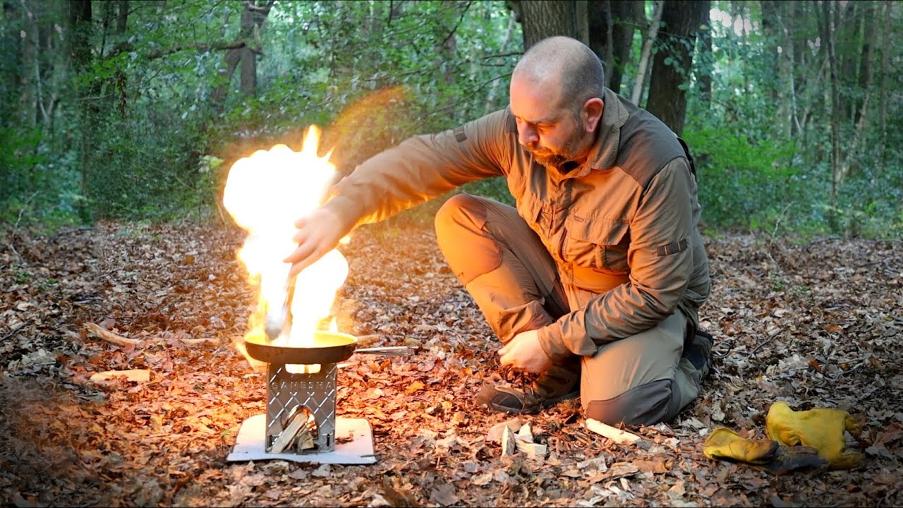 Ultra Lightweight Folding Stove