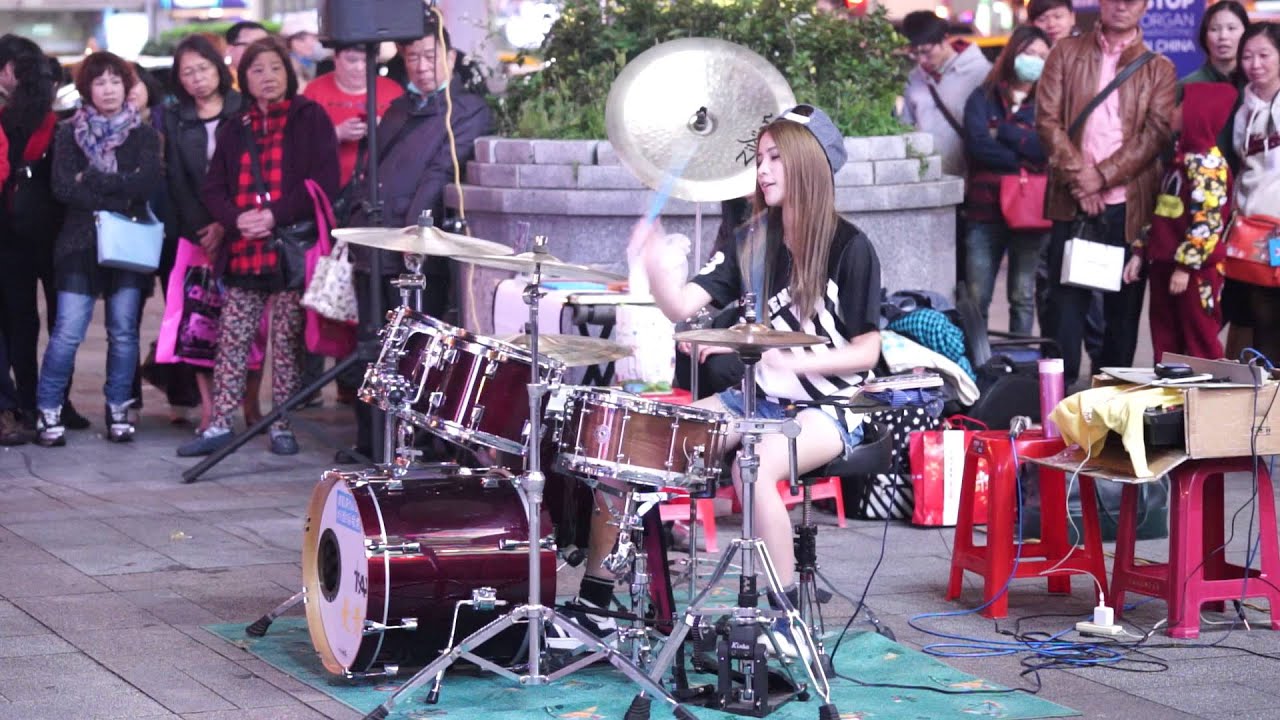 2016/2/9 陳曼青VelaBlue - One More Night (Maroon 5) in 台北西門町6號出口