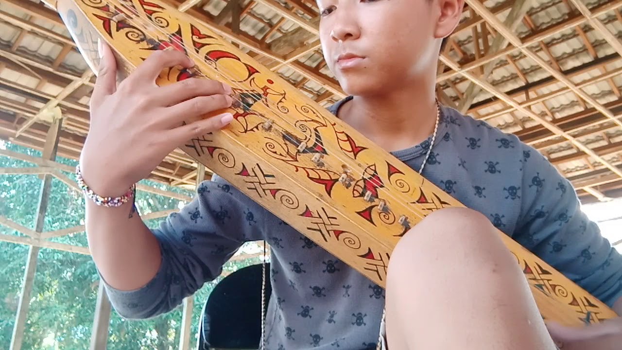 Daak Saak Pakoq_Sape Tradisional_Rey Mambes