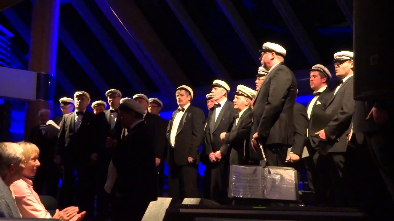Berlevåg Mannssangforening @ Hurtiggruta, Oslo, 9. januar 2015