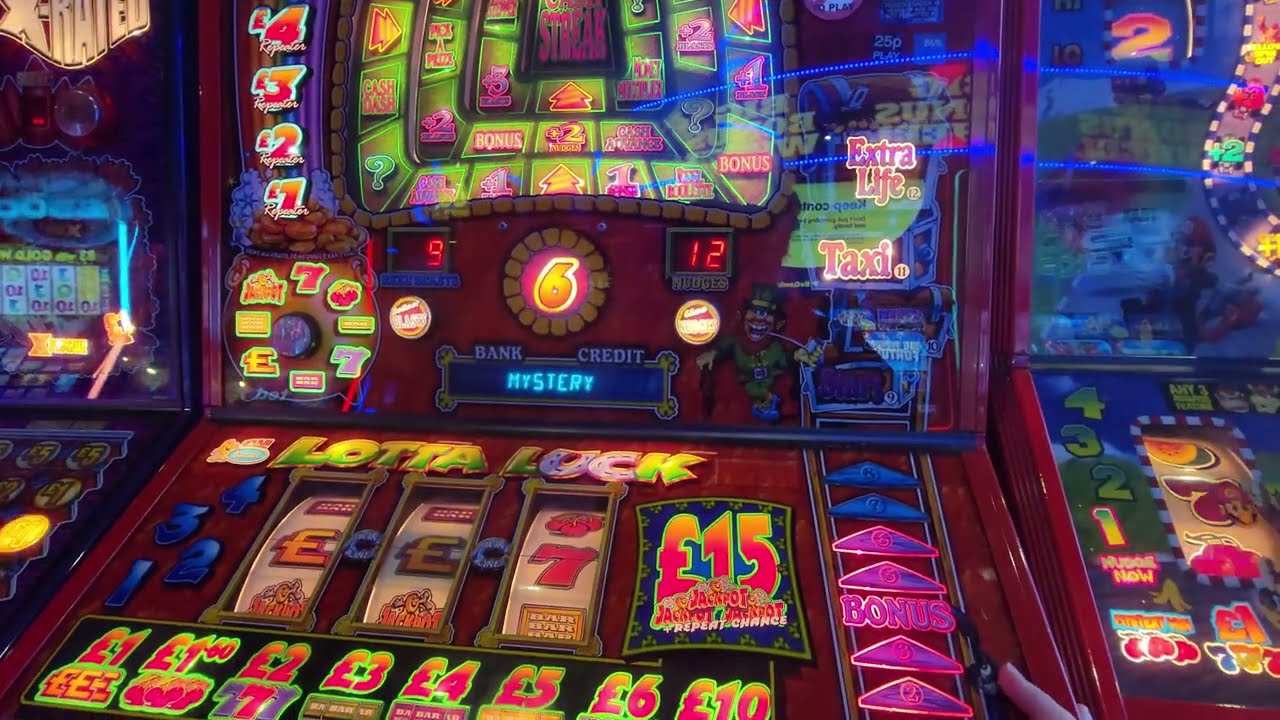 First Retro Fruit Machine Trip of 2023 Mr P's Classic Amusements Tonbridge 4k60fps