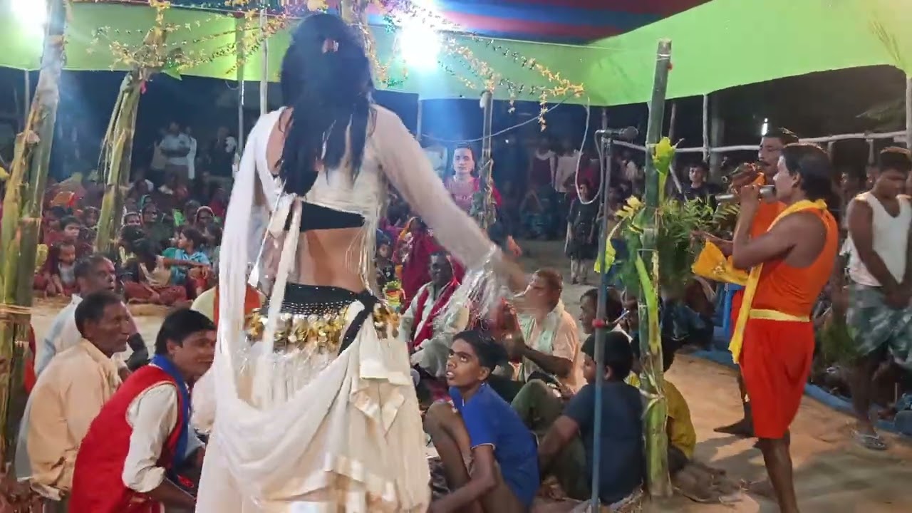 बिशहरी पूजा गायन मंडली चंदन नगर 