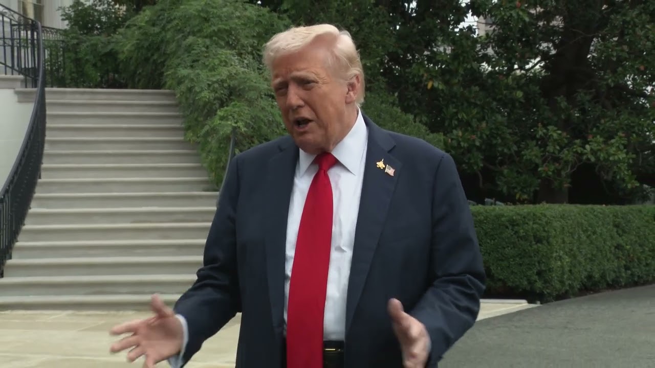 President Trump Gaggles with Press Before Departing the White House, Sep. 30, 2025