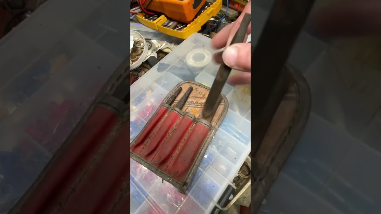 Snap On screw extractors