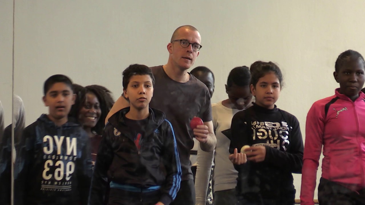 Culture et Art au collège - saison 16/7 - jonglage