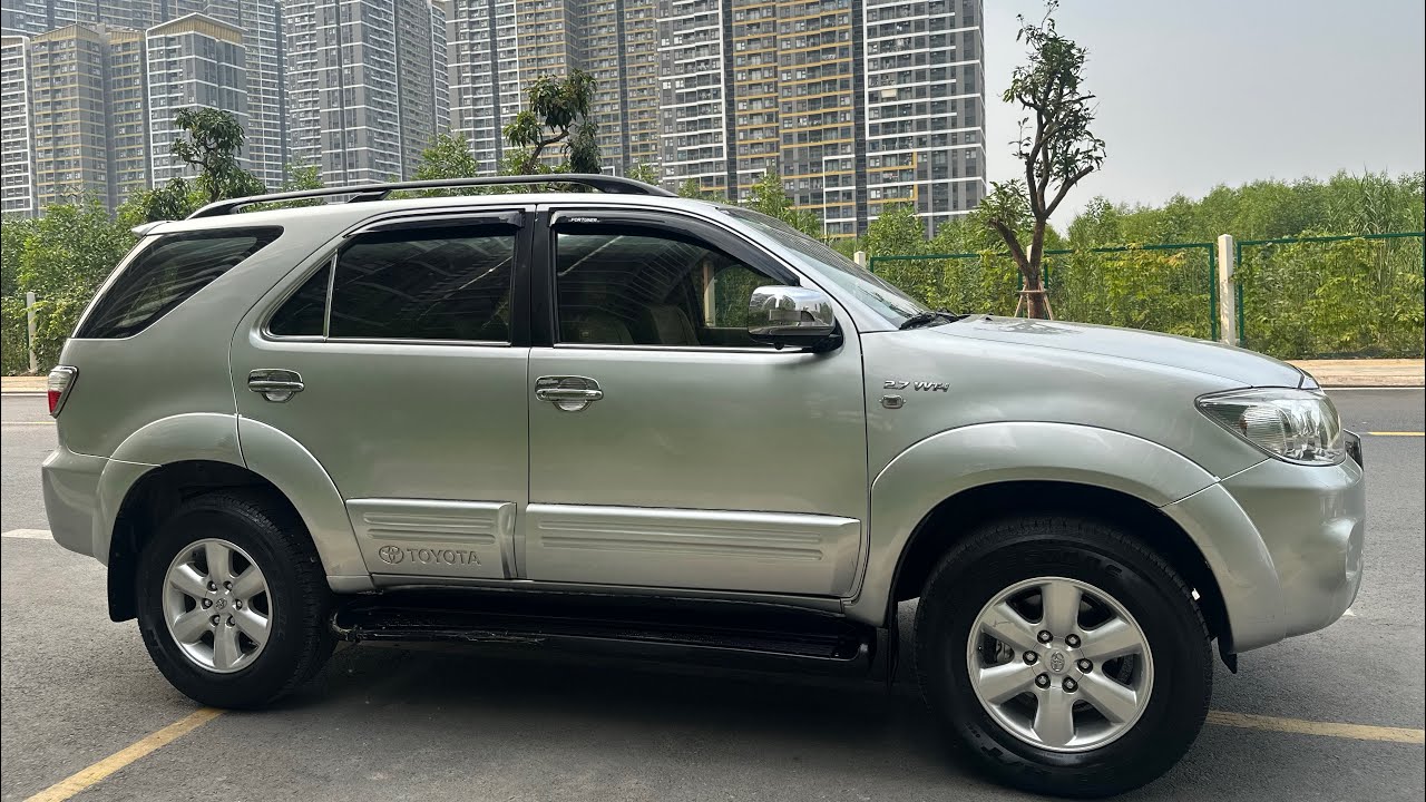 [P1: Ngoại Thất]  Toyota Fortuner 2.7 AT 4WD 2009 Máy Xăng Xe Gia Đình, Nội Thất Nguyên Bản, Xe Đẹp
