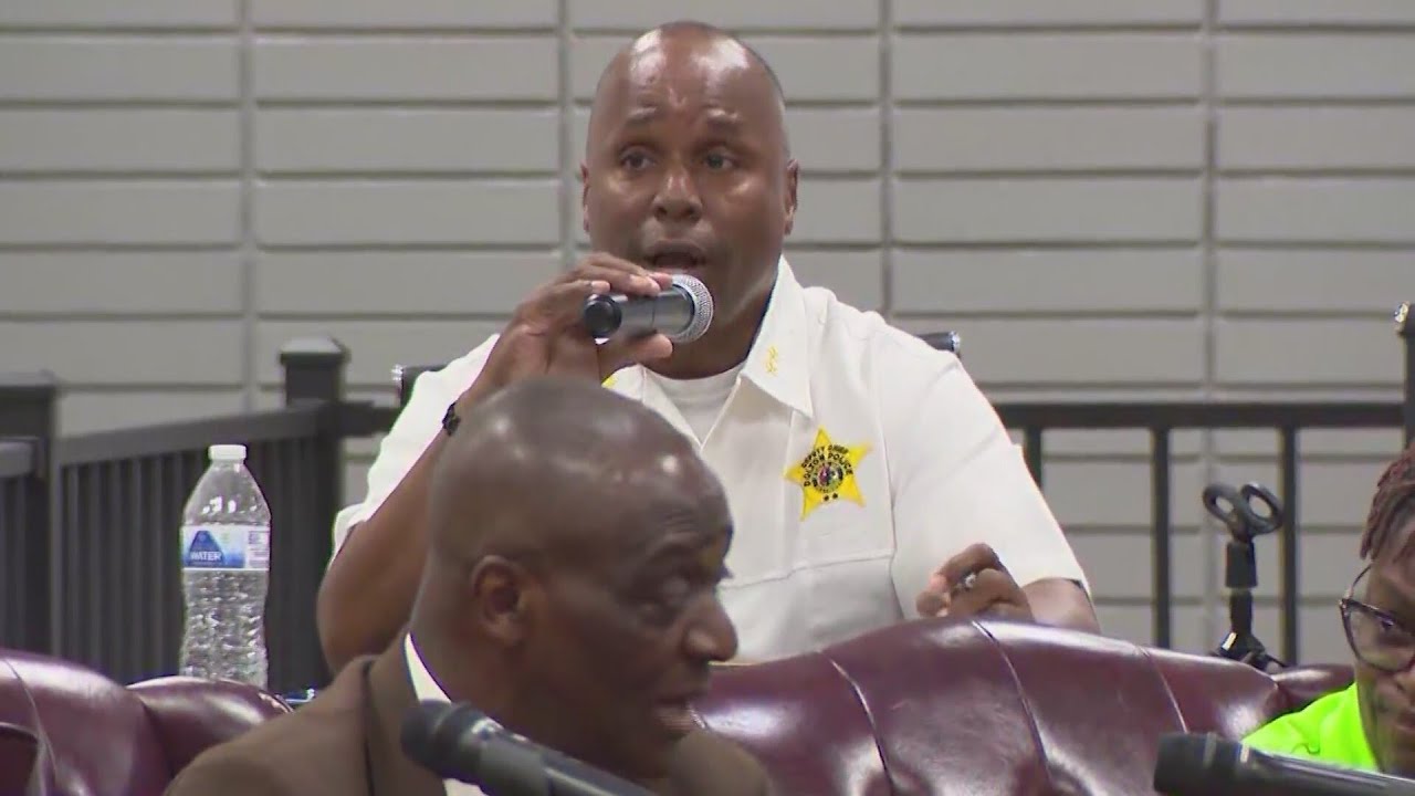 Dolton's deputy police chief indicted on bankruptcy fraud charges
