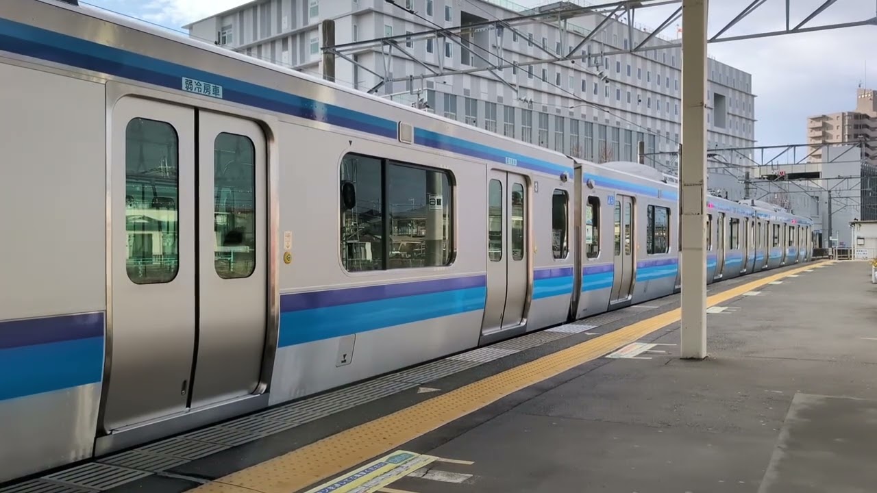 石巻駅の平日メロディーとE131系800番台の共演