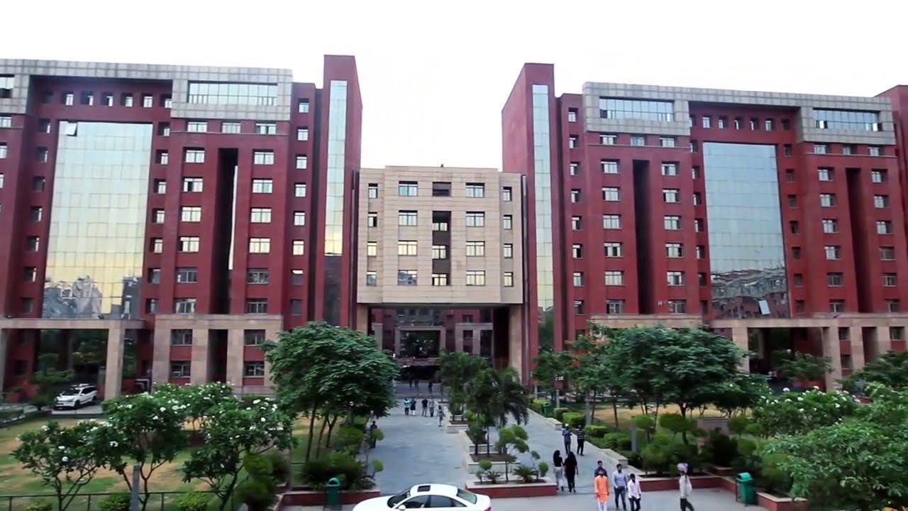 AMITY CAMPUS NOIDA