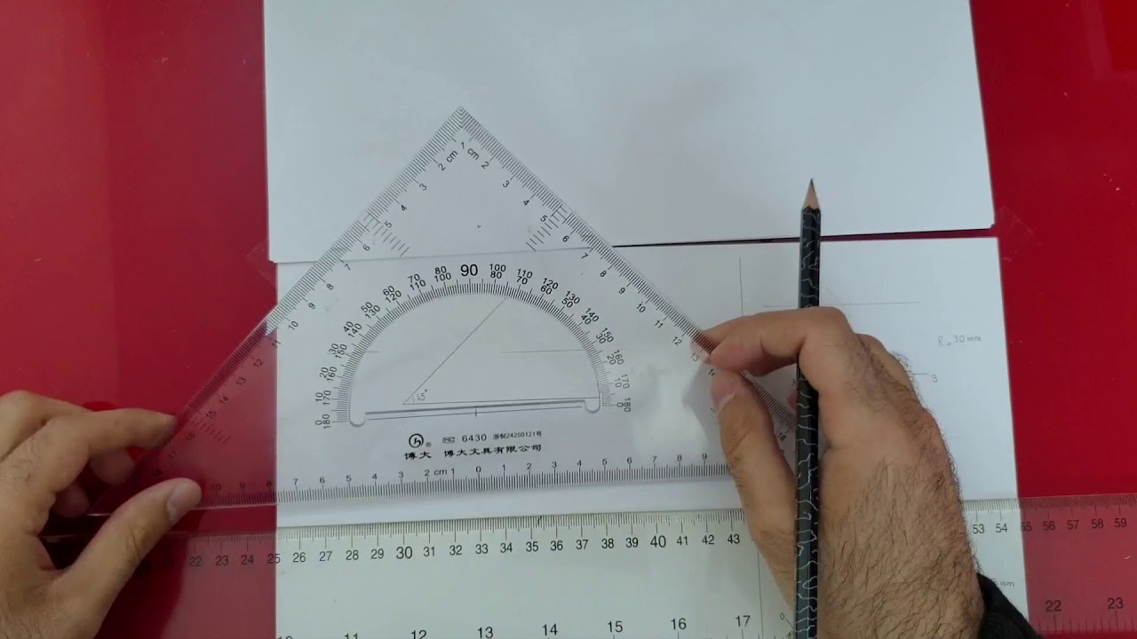 تمرين 8 رسم قوس يمس مستقيمين متقاطعين