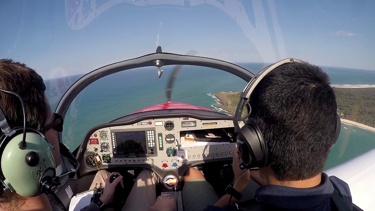 Flying around Port Macquarie in a Sling 2