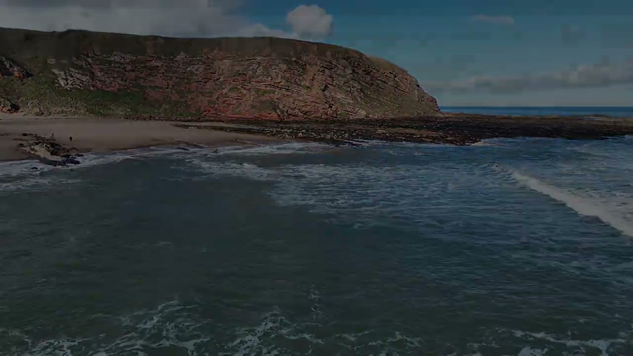 Slow motion Pease Bay Scotland 2023