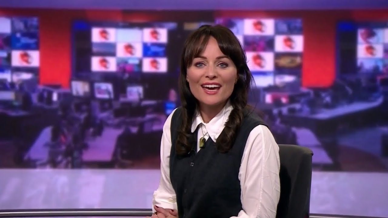 BBC World News , BBC News and World Business Report (with Victoria Valentine)  - 14 October 2022