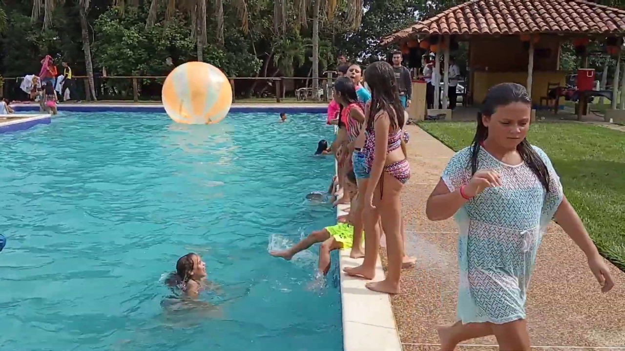 COMBO TOBOGAN WATER BALL O ESFERAS SOBRE AGUA RECREADORES DE PISCINA. ESFERAMANIA LA M&Aacute;XIMA DIVERSI&Oacute;