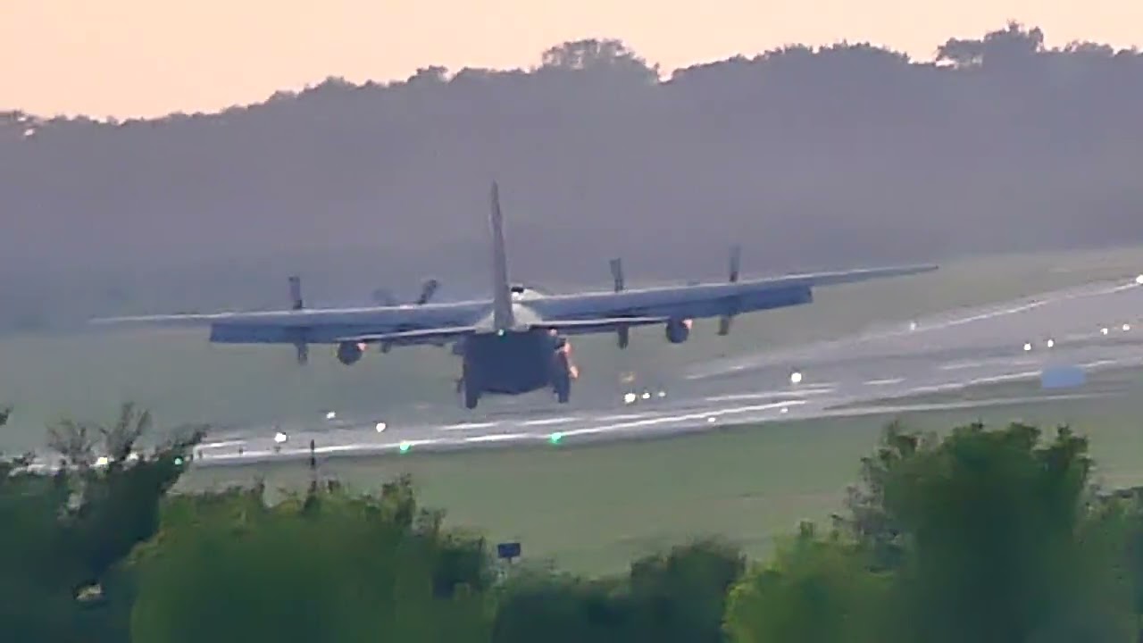 Lockheed C-130 Hercules landing WRO Wroclaw 