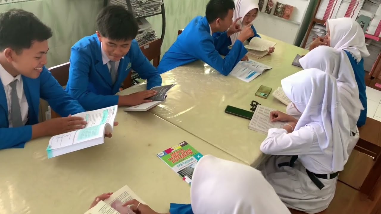 📌PERPUSTAKAAN DIGITAL JELAJAH ILMU SMAN 1 DANDER BOJONEGORO/ Voice Over Kiki Sahanaya