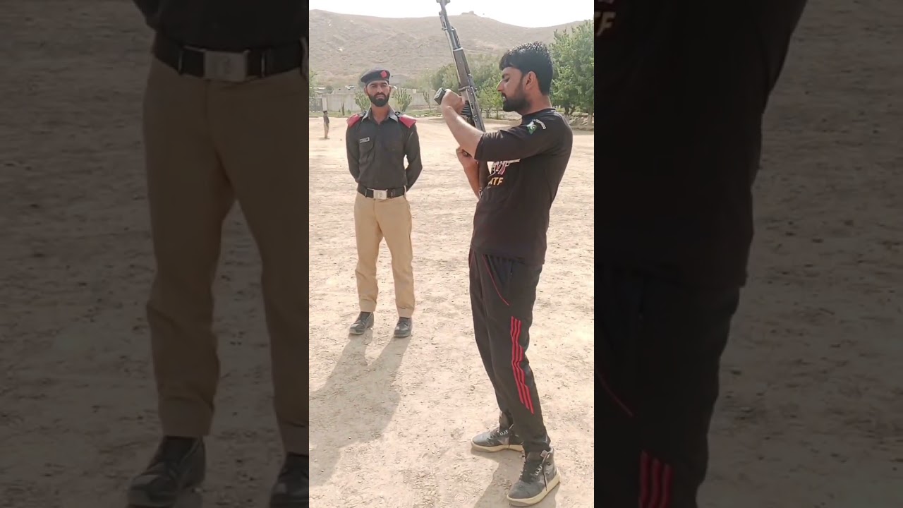 Balochistan police commandos tarning Ak47 Magzeen aneble dasibal for gun#army #rtckalat #police