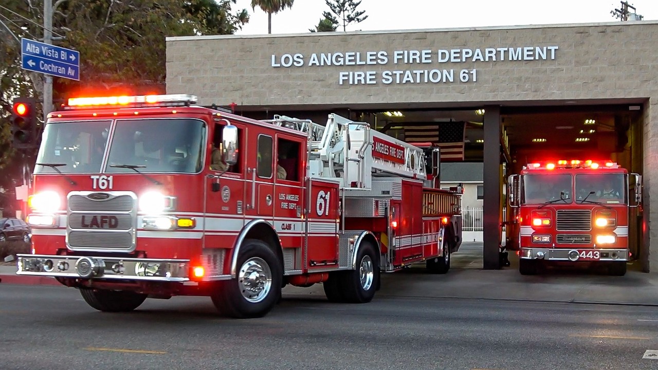 *LOS ANGELES* [LAFD Station 61] - Light Force 61, Engine 61 & Rescue 61 Responding w. Lights & Siren