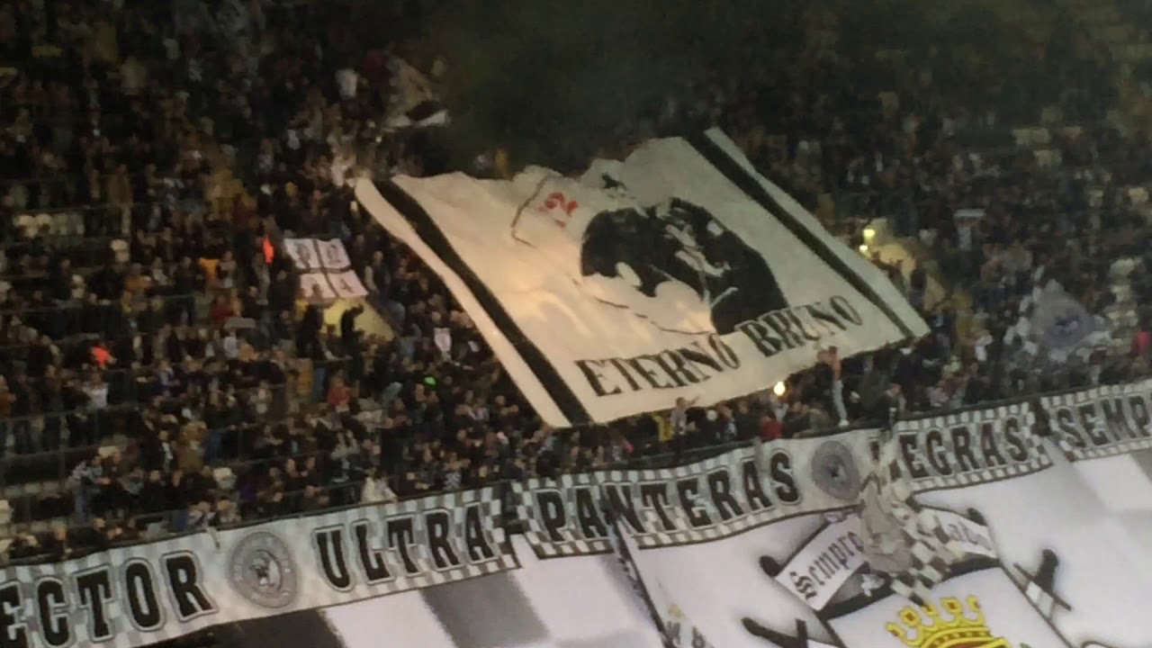 Porto Derby - pyro - support - choreo - Boavista Porto vs FC Porto - Estadio do Bessa