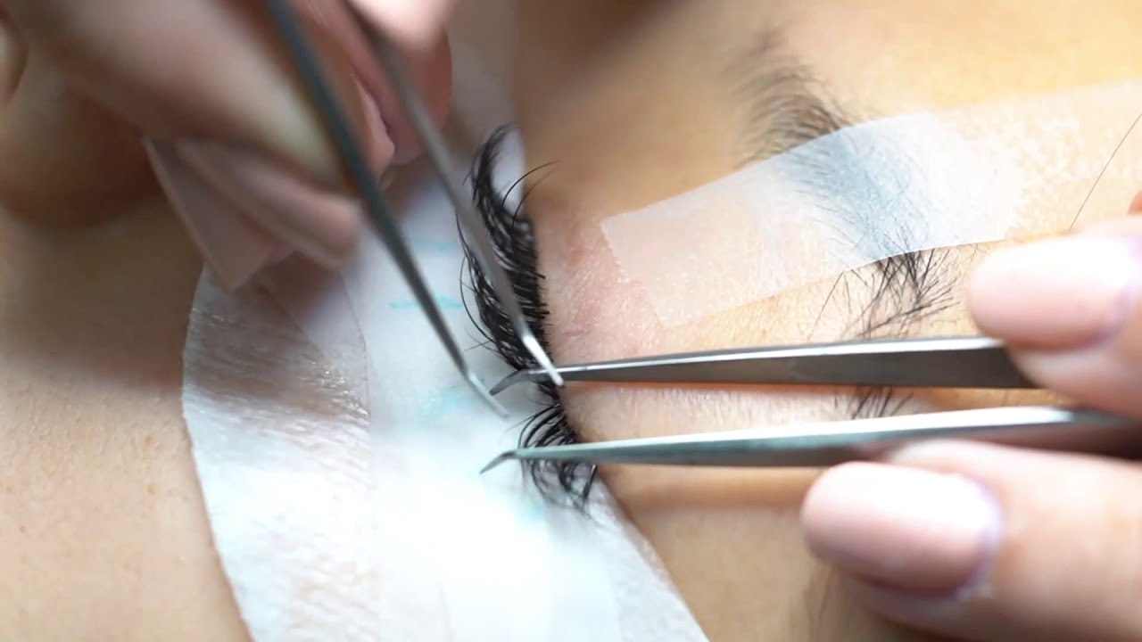 **ODDLY SATISFYING Eyelash Extensions VIDEO (Just Music)