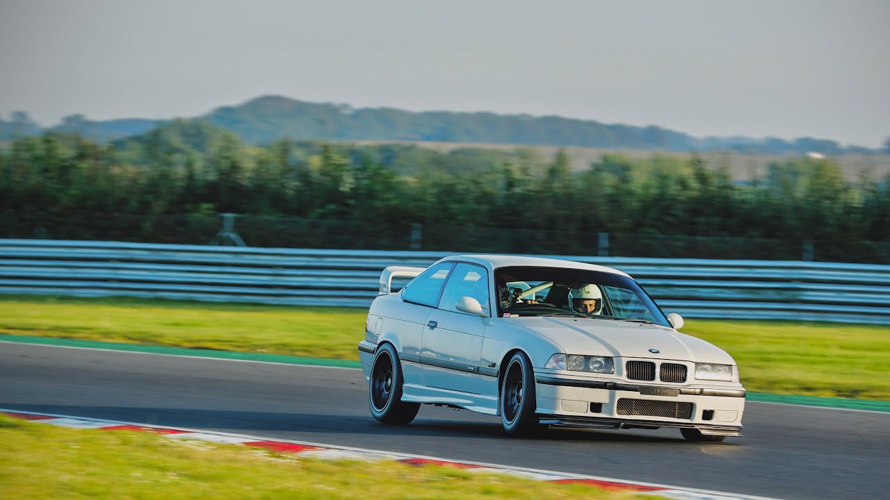 Snetterton 300 - BMW E36 3.0 M3 2:12