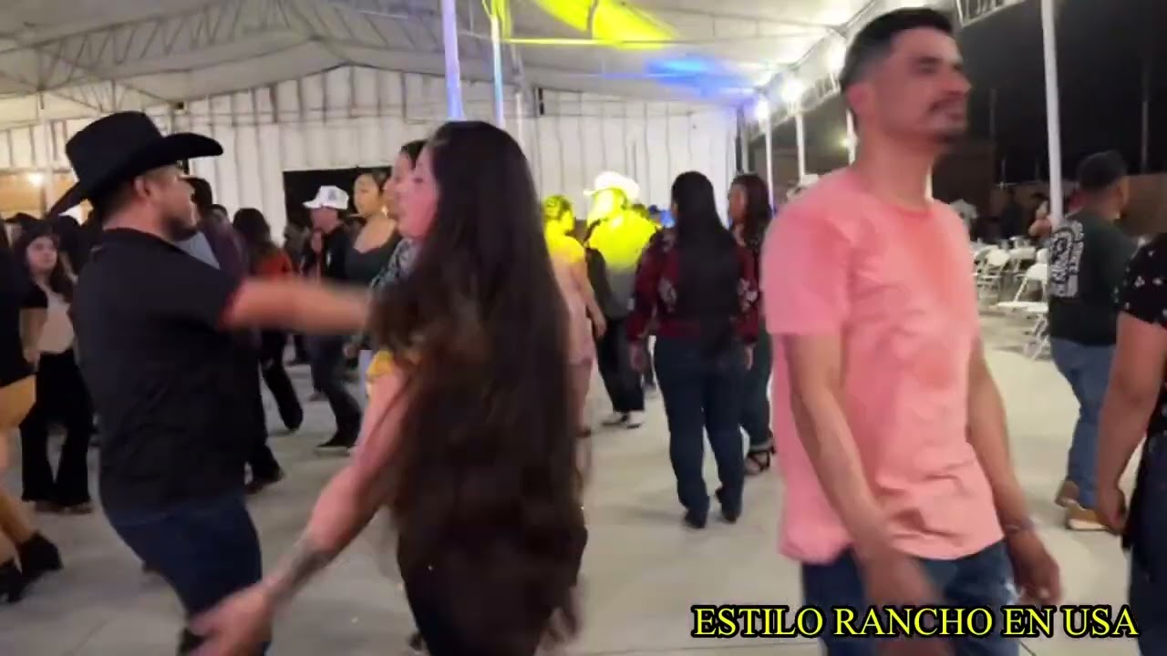DE LOS CREADORES DE LAS HUAPASCHILENAS GRUPO SIN CONTROL #madera #oaxaca #baile