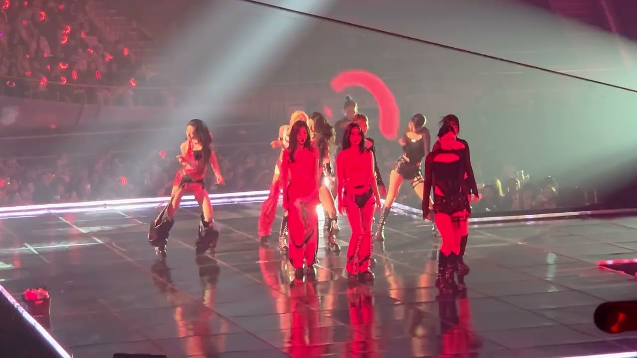 ITZY The 3rd World Tour Tunnel Vision #Seoul #20260214 #Walk #Kiss&Tell #Wannabe