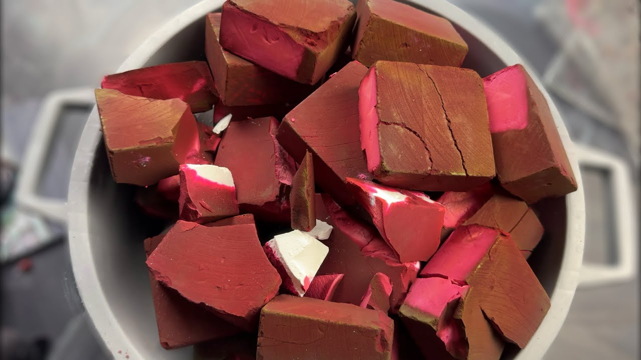**SPED UP** Bucket of signature RED for G2💕