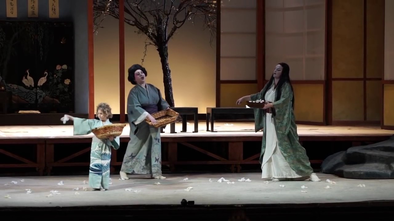 Madama Butterfly - Duetto dei fiori - Cio-Cio-San Rebeka Lokar  Suzuki Sofia Janelidze