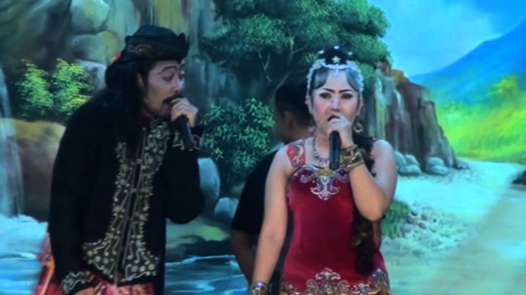 Cinta Fatamorgana - Sandiwara Dwi Warna Live Gunungsari