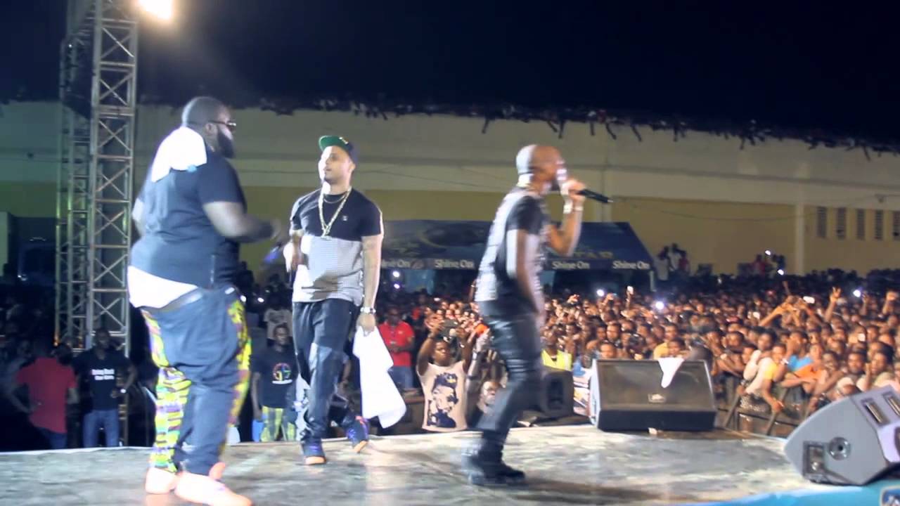 THE TREK 2014 - DAVIDO PERFORMS BACK WHEN