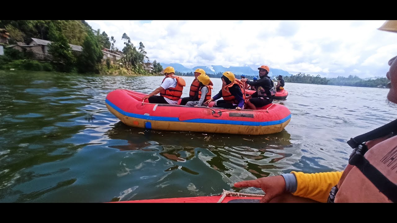 RAFTING SITU CILEUNCA gravity adventure pangalengan