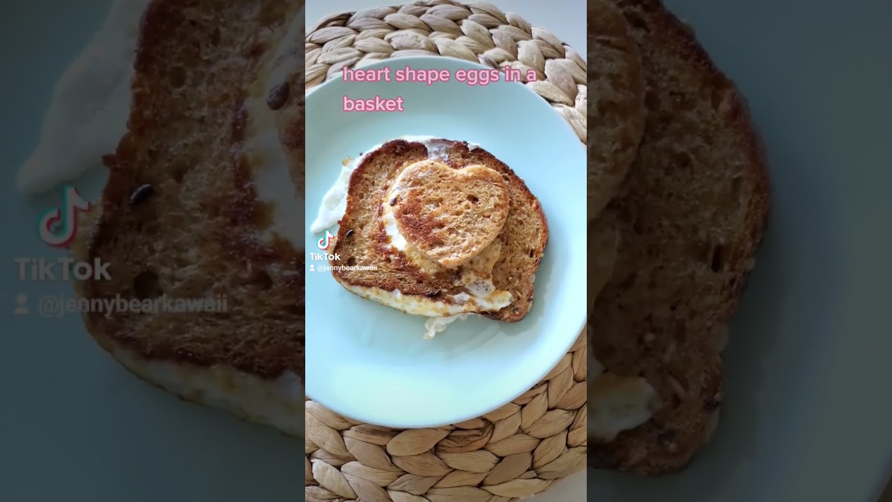 Heart shape eggs in a basket #shorts #view #youtube #eggsinabasket #breakfast #toast #eggs #heart