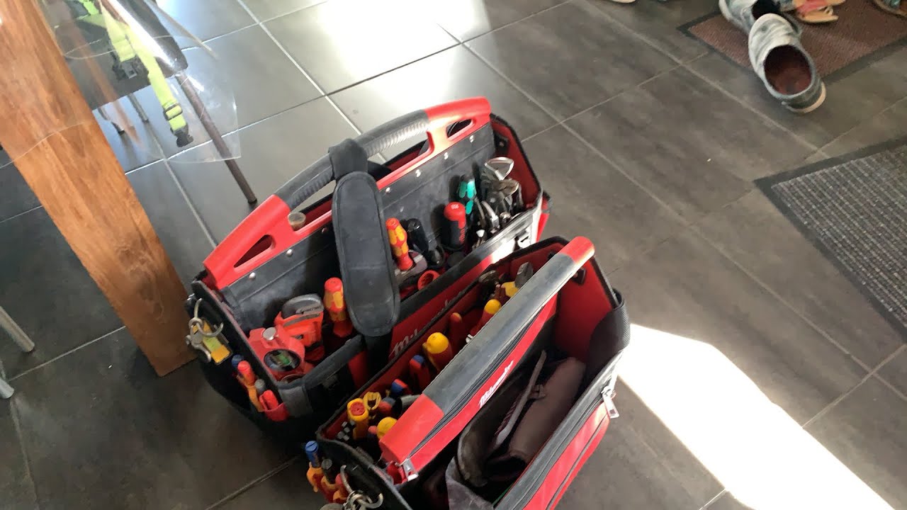 Live Packout Milwaukee Caisse &agrave; outil plombier et &eacute;lectricien ;)
