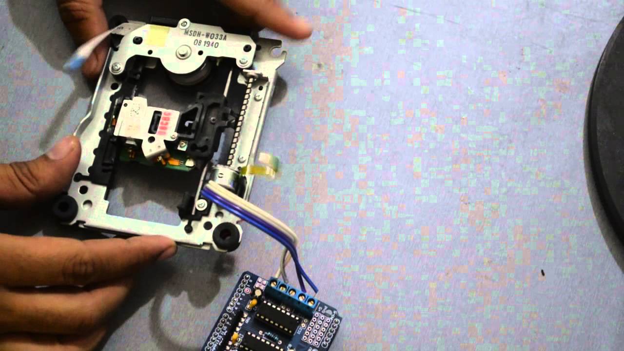 Drive CD-ROM Stepper Motor with Arduino + L293d shield